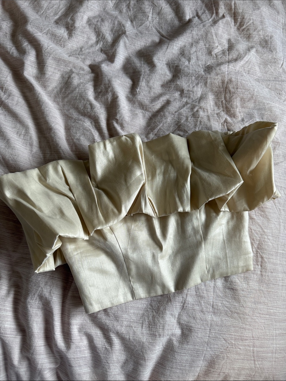 Dynamite Cream Off-Shoulder Ruffle Crop Top - Picture 3 of 10